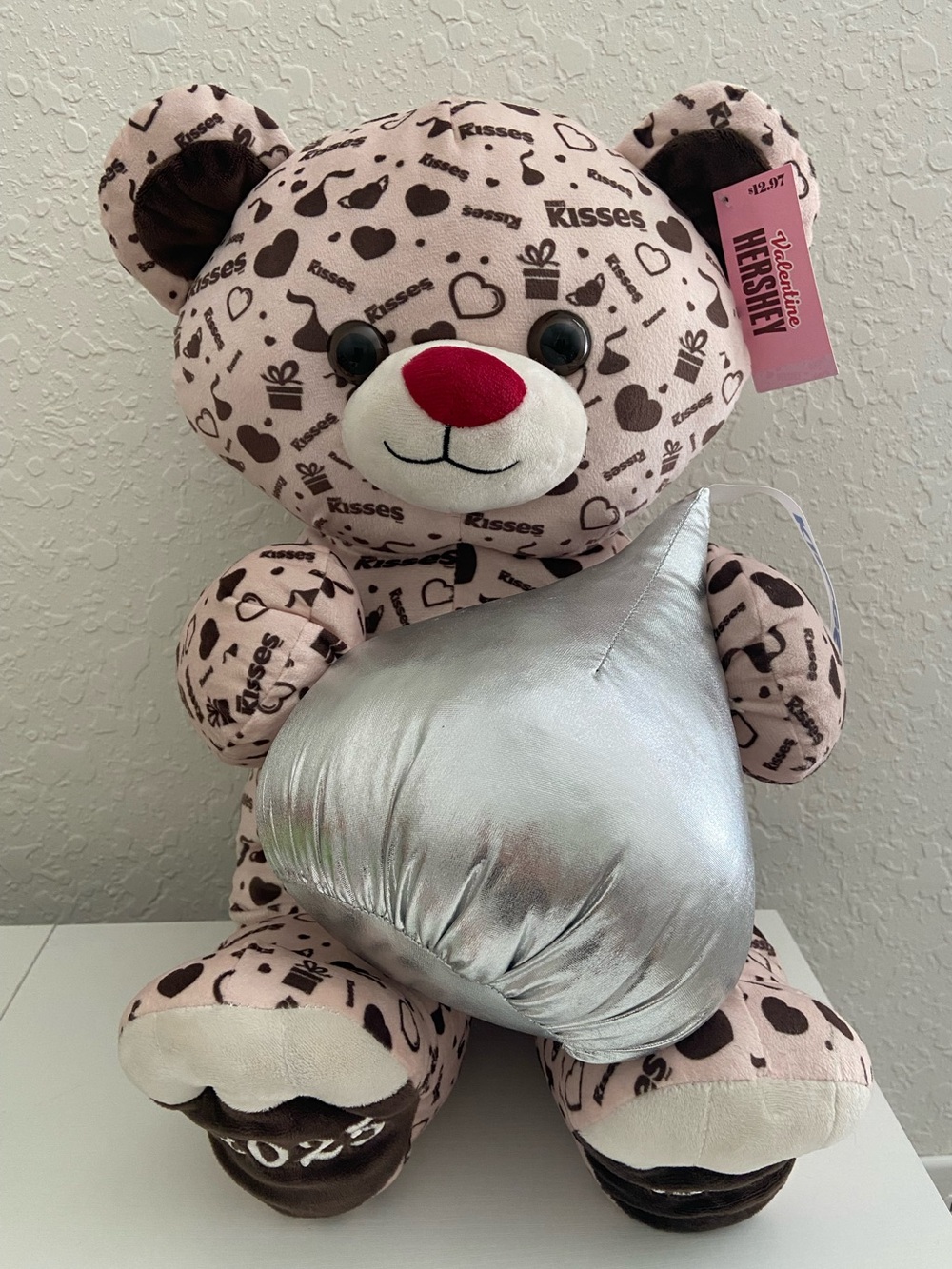 Hershey’s Kisses Pink Valentine's Teddy Bear Plush NWT 22”Large 2025